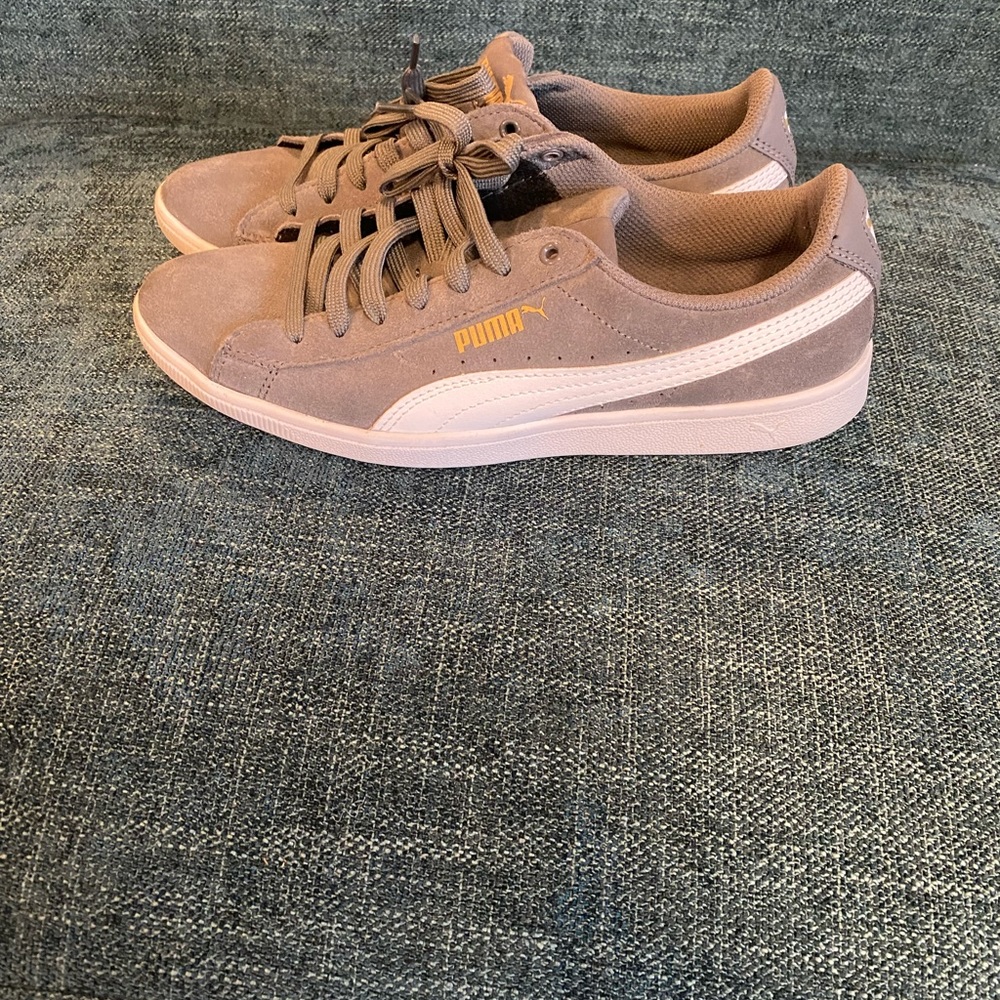 Puma (Vikky Suede) grey size 8.5